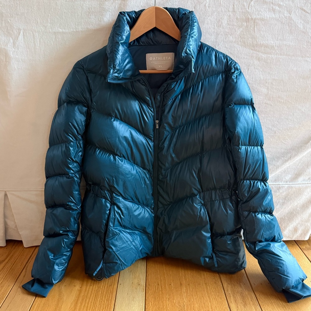 Athleta Navy Puffer Jacket